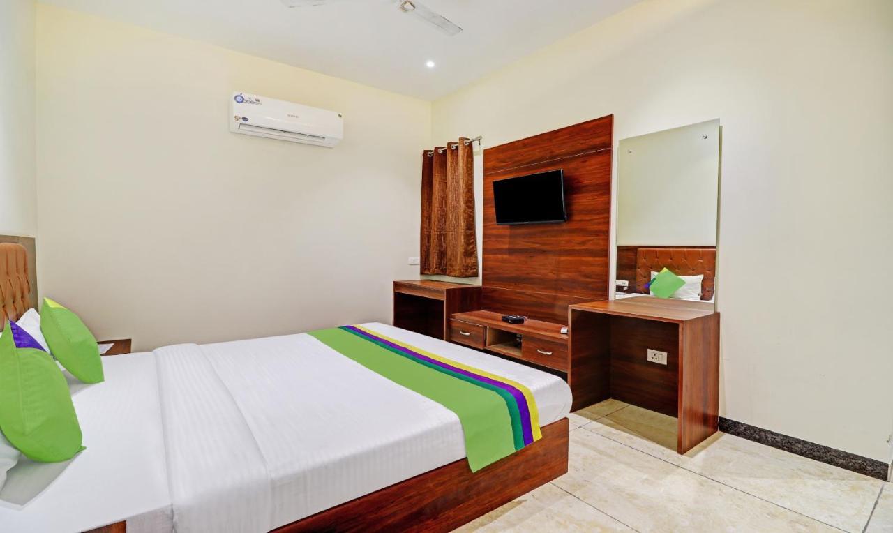 Treebo Trend Gt Palace Fatehabad Road Hotel Agra  Kültér fotó